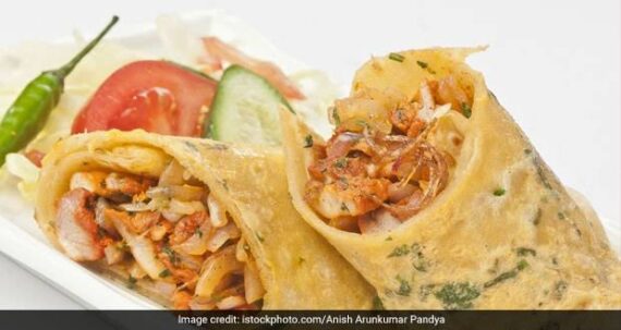 Vegetable curry roti roll